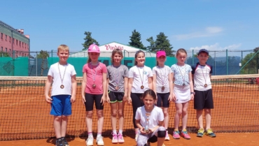 Sjajni rezultati najmlađih tenisača i tenisačica TK Varteks na turniru OP TK Varteks do 8, 9 i 10. godina
